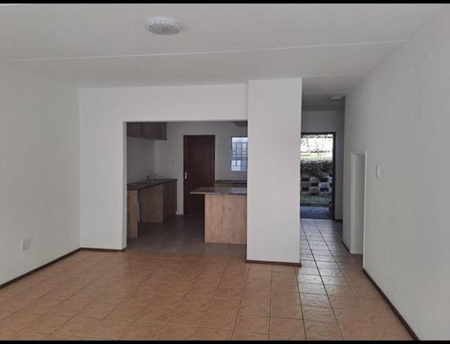 3 BEDROOM COMPLEX FOR SALE IN BEDFORD GARDENS